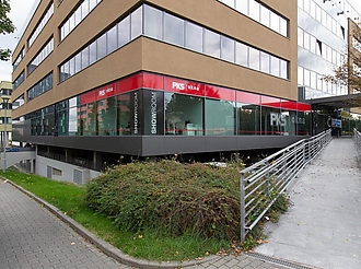 Foto z otevření showroomu